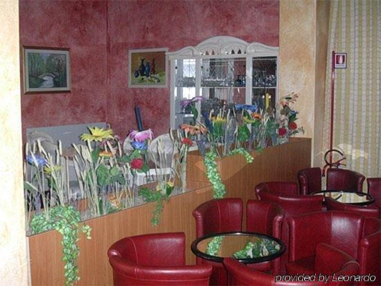 Hotel Buenos Aires Монтекатини Терме Интериор снимка