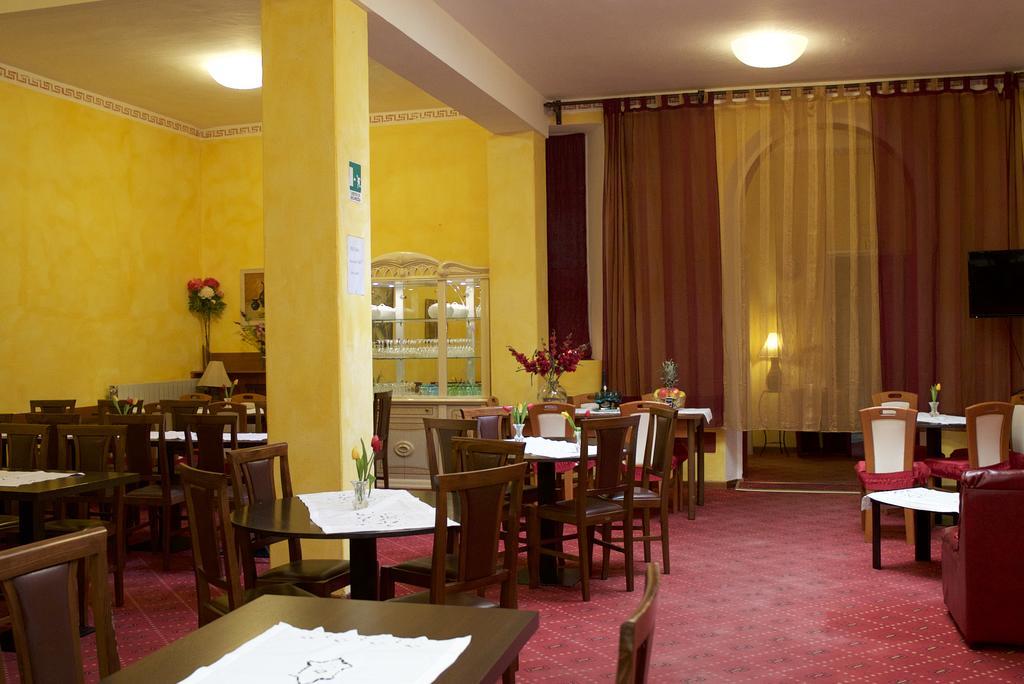 Hotel Buenos Aires Монтекатини Терме Екстериор снимка